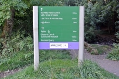 Bowlees Sign